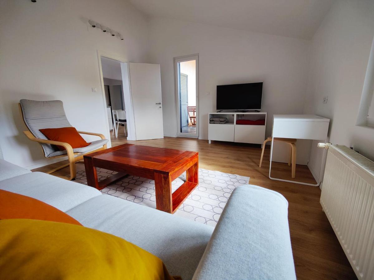 Apartment Lipa Rovigno Esterno foto